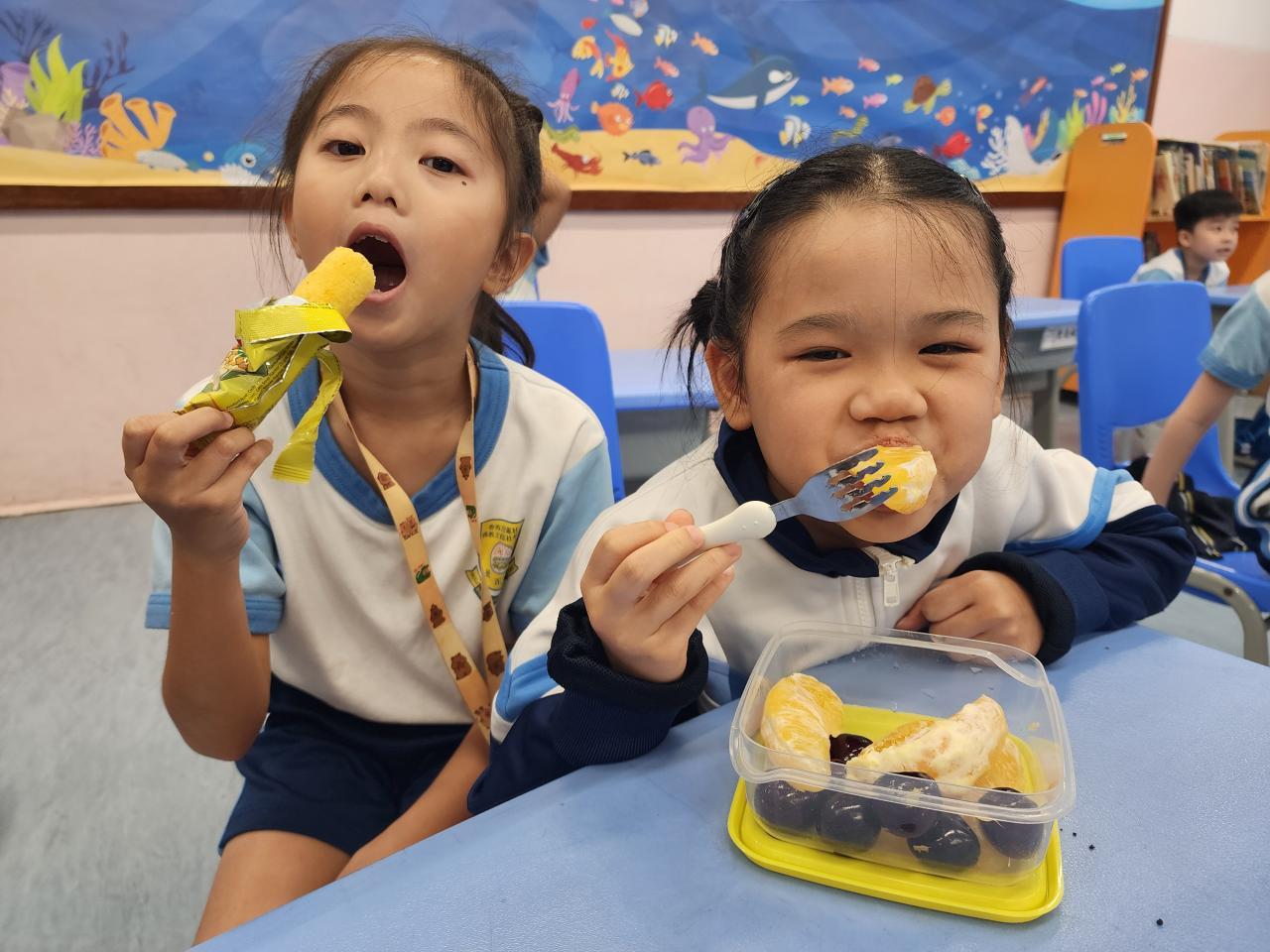 好好味呀! 一齊食啦! 