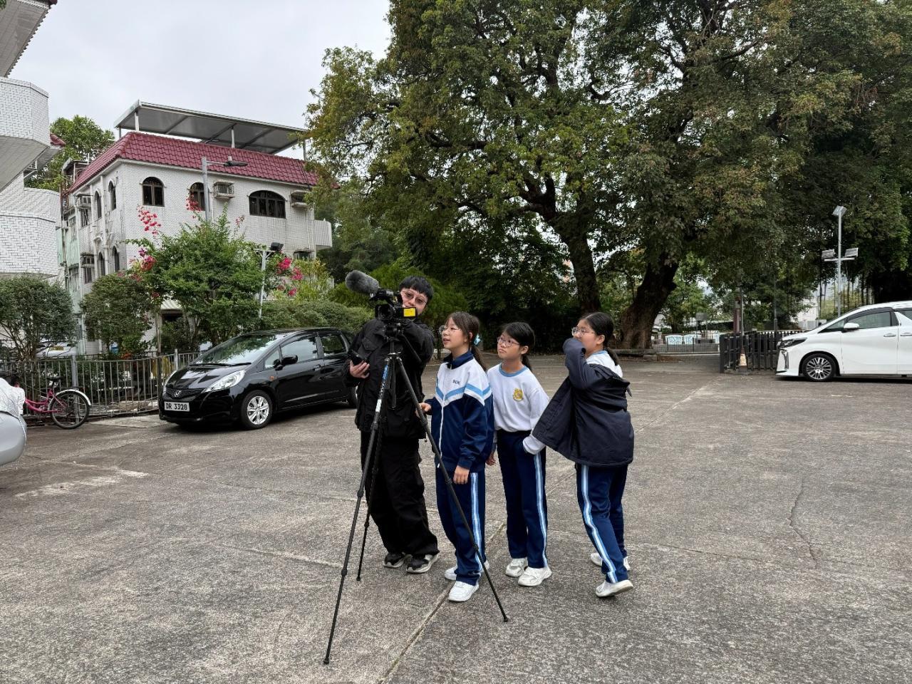成員到天后廟拍攝