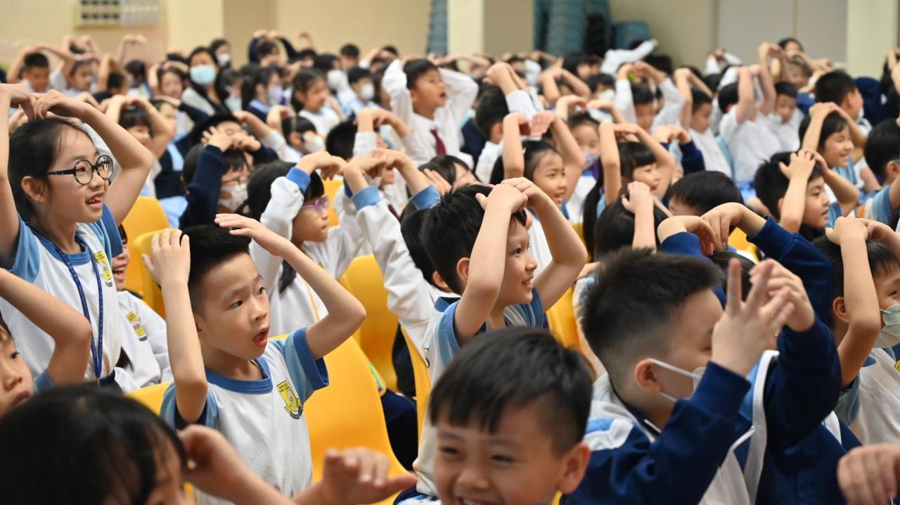透過級際問答比賽及攤位遊戲，讓學生從遊戲中鞏固所學，提升學習興趣